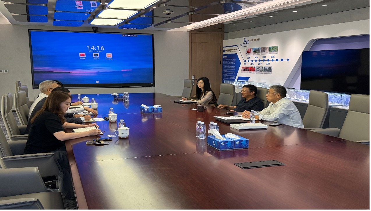 中非发展基金副总裁余焯锐一行到访大满贯PG资源总部